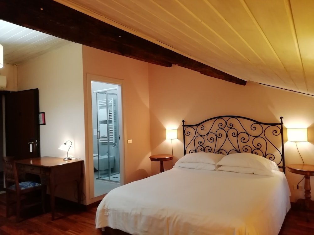 Locanda degli Ulivi 8/41