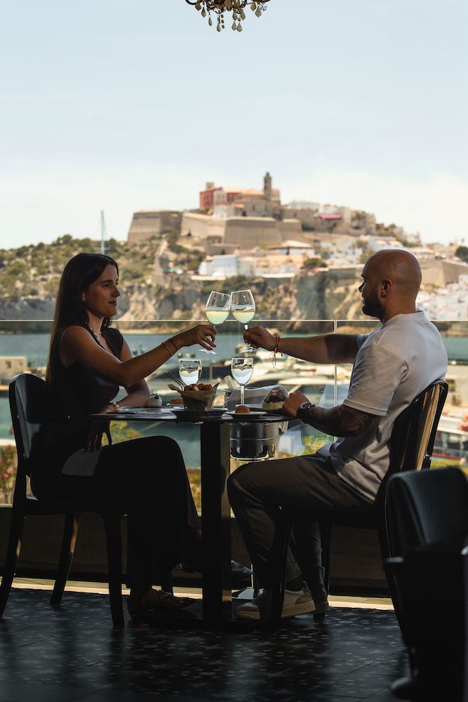 Ibiza Corso Hotel & Spa 46/49