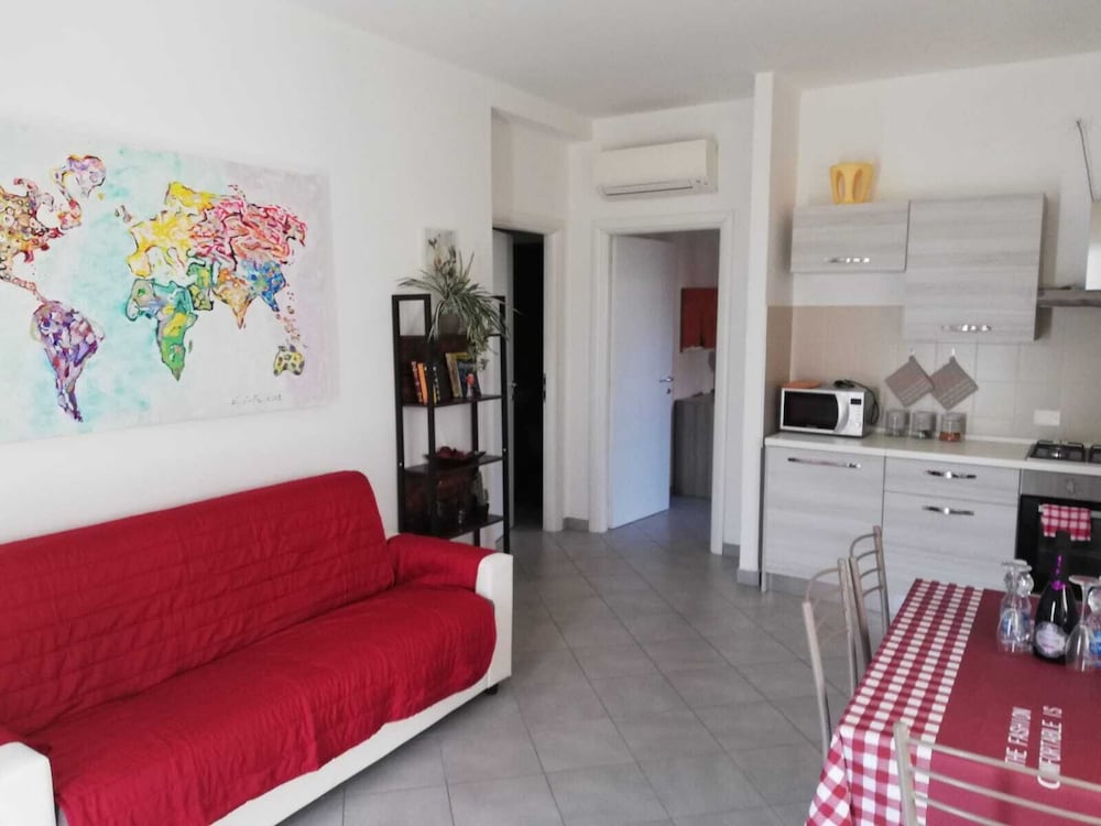 Dogana Hotel 30/65