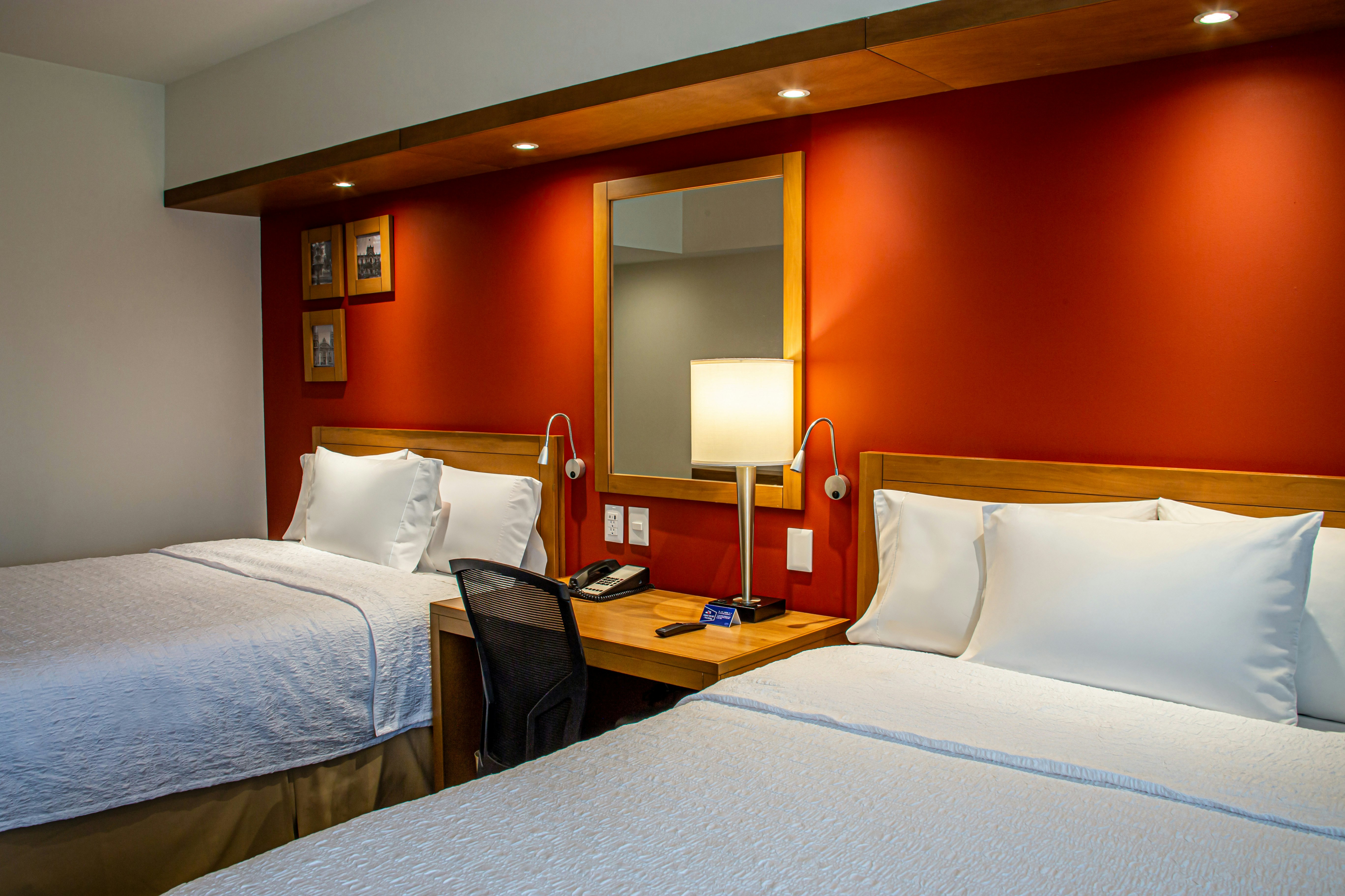 غرفة بسريرين كوين، Hampton Inn by Hilton Guadalajara/Expo 2/4