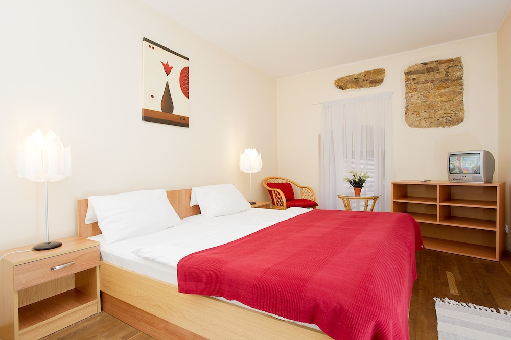Stary Pivovar Hotel 20/65