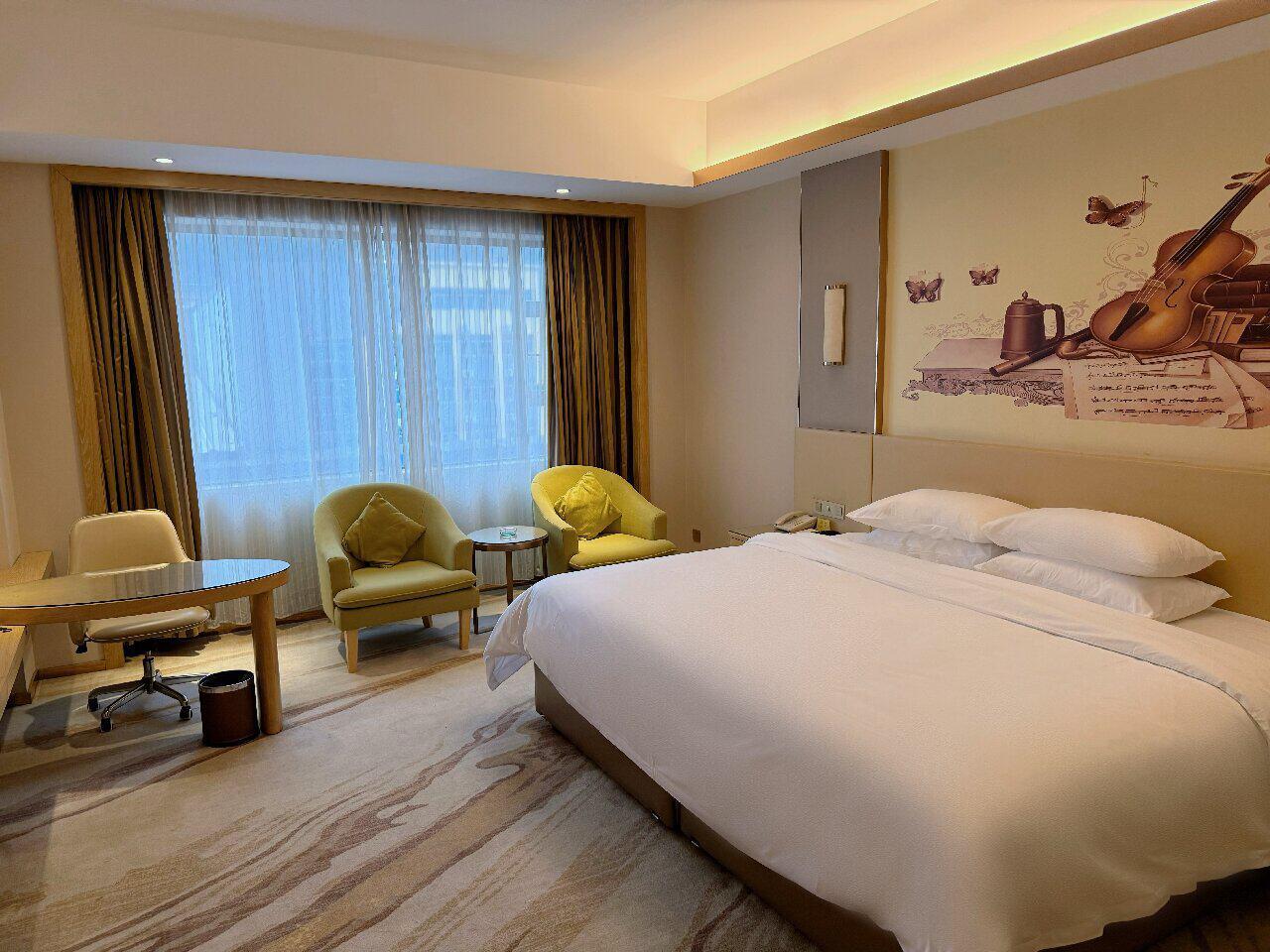 Vienna International Hotel (Dongguan Dongcheng Xiaqiao Metro Station) 8/13