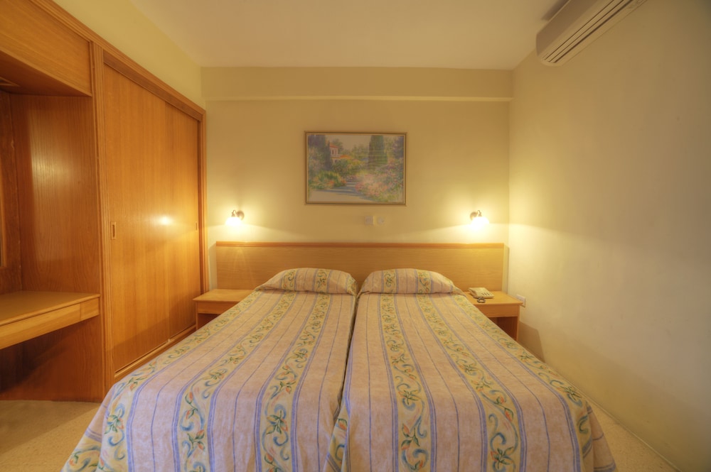Room, Double Bed, Land View
