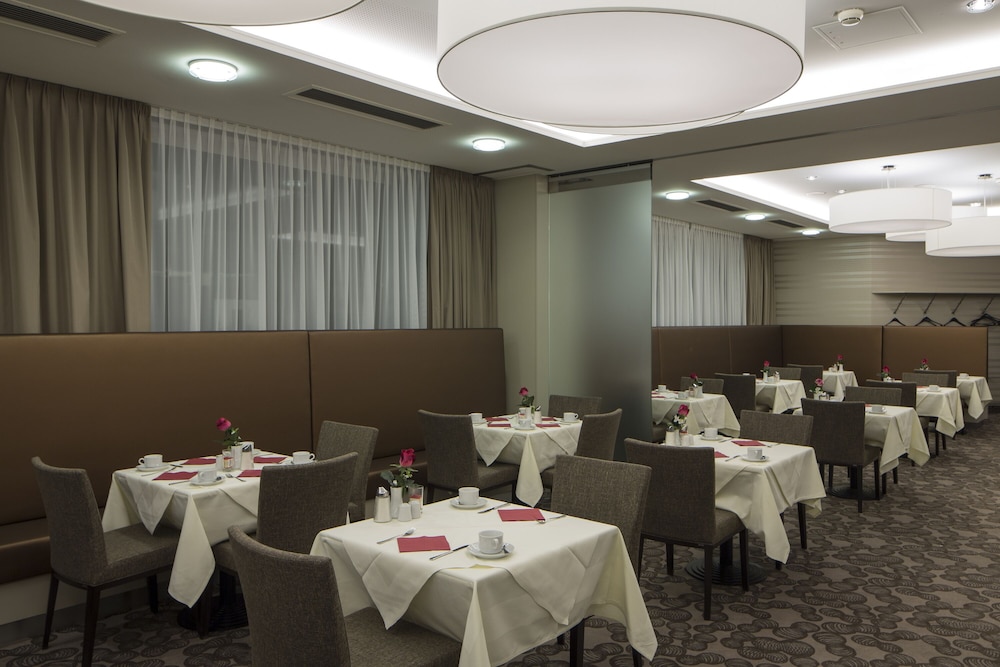 Hotel Schillerpark Linz A Member of Radisson Individuals 61/67