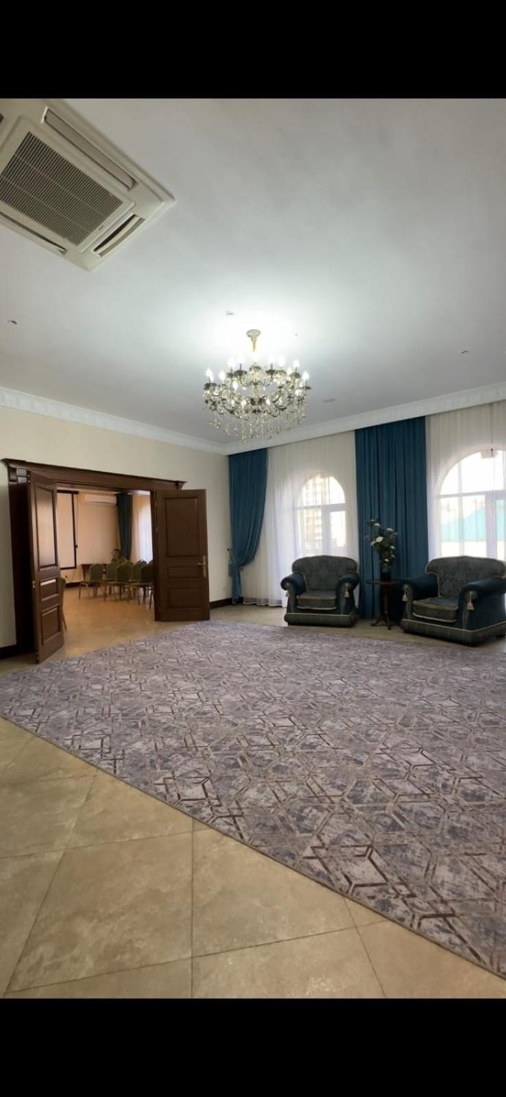 Alanda Hotel 48/52