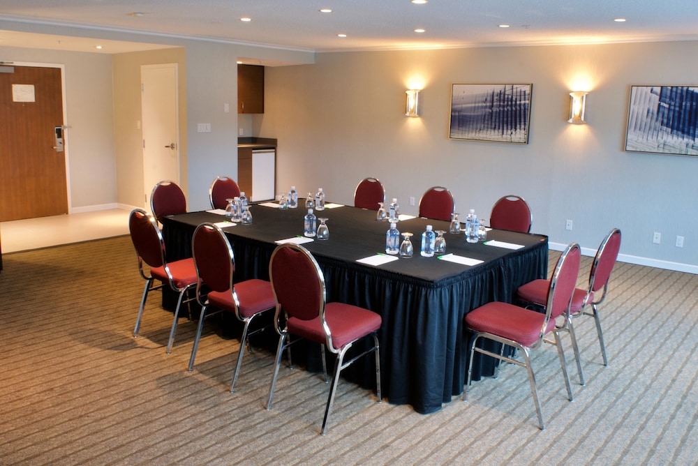 Holiday Inn Vancouver Airport Richmond 53/74
