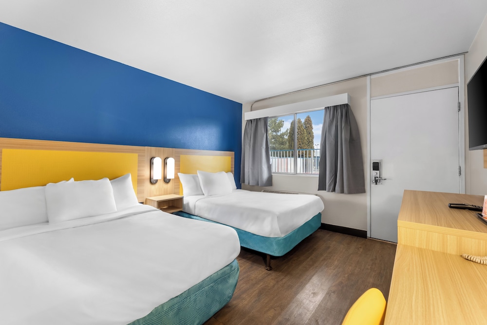 Motel6 Winnemucca, NV 34/60