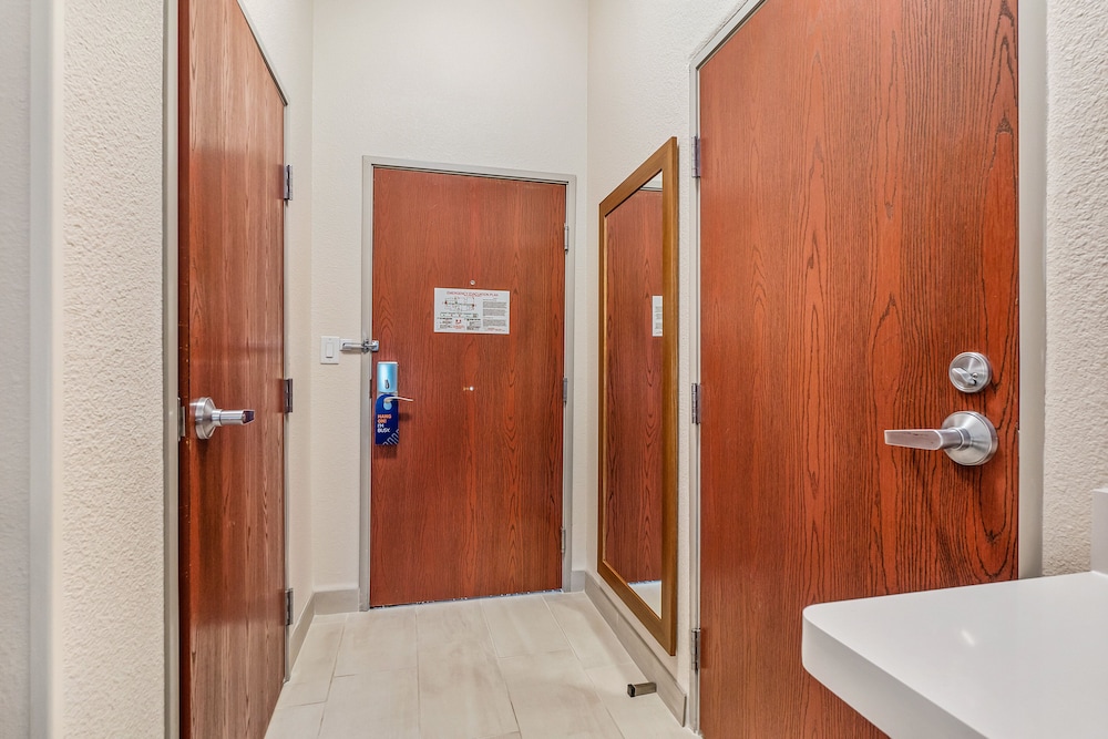 Holiday Inn Express Hotel And Suites Van Buren Ft Smith Area 27/70
