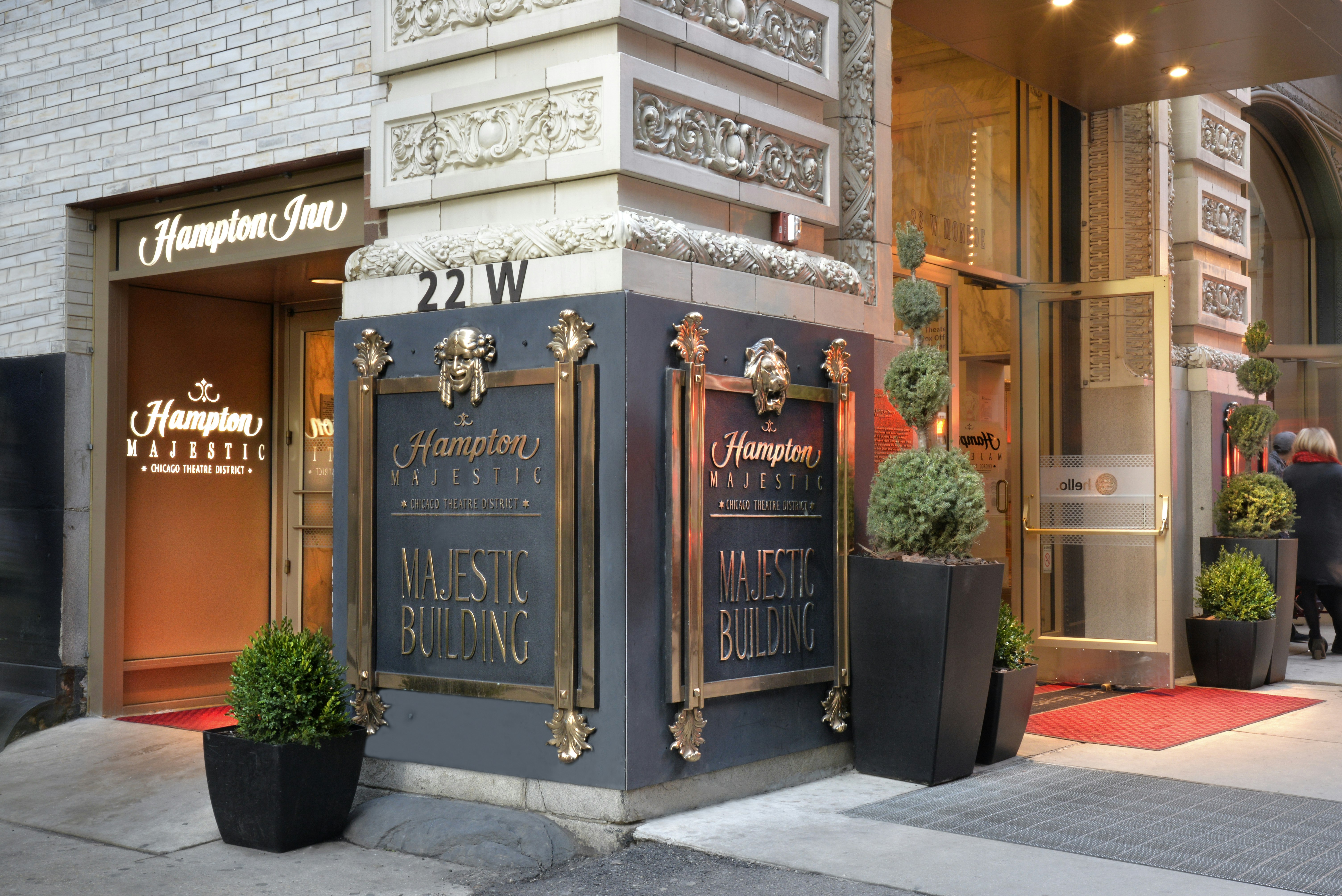 Hampton Inn Majestic Chicago Theatre District 10/52