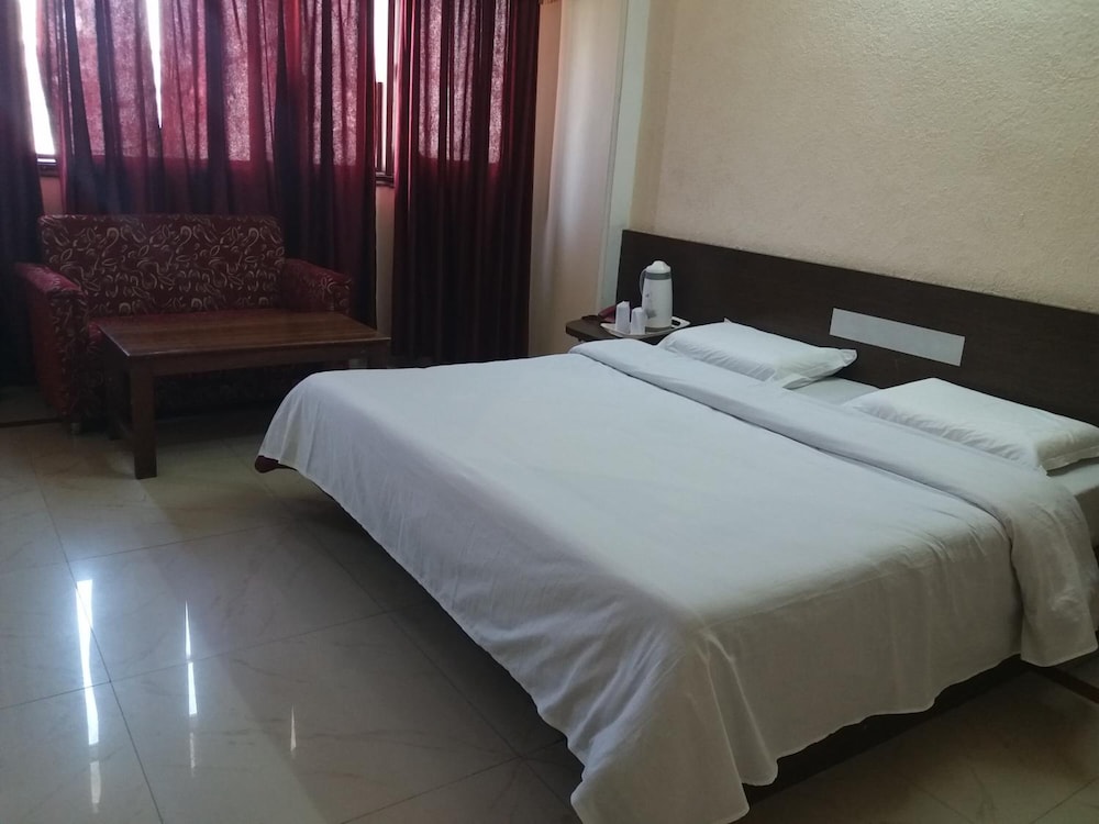 HOTEL BHAWANI INTERNATIONAL 30/45