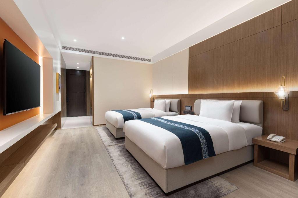 Days Inn by Wyndham Linyi Yihe New Area 12/29
