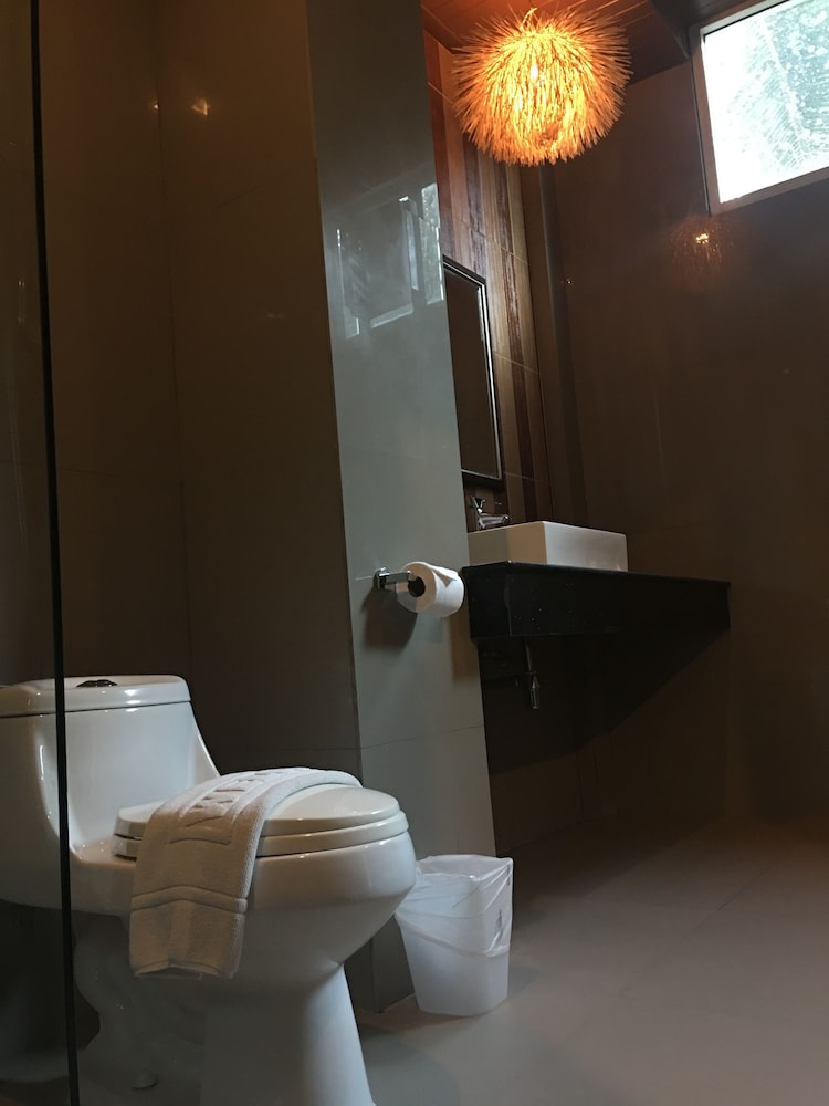 Maleedee Bay Resort 25/45
