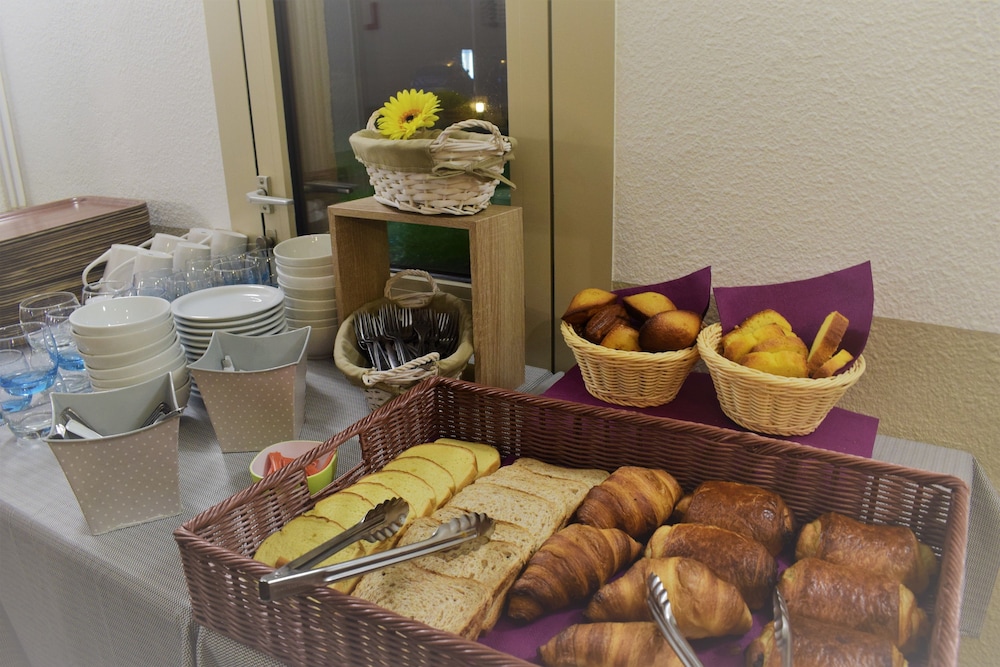 INN DESIGN HOTEL CHATEAUBRIANT 22/37
