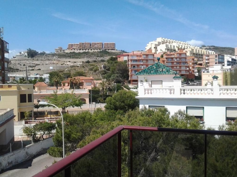 El Faro Aparthotel 31/36