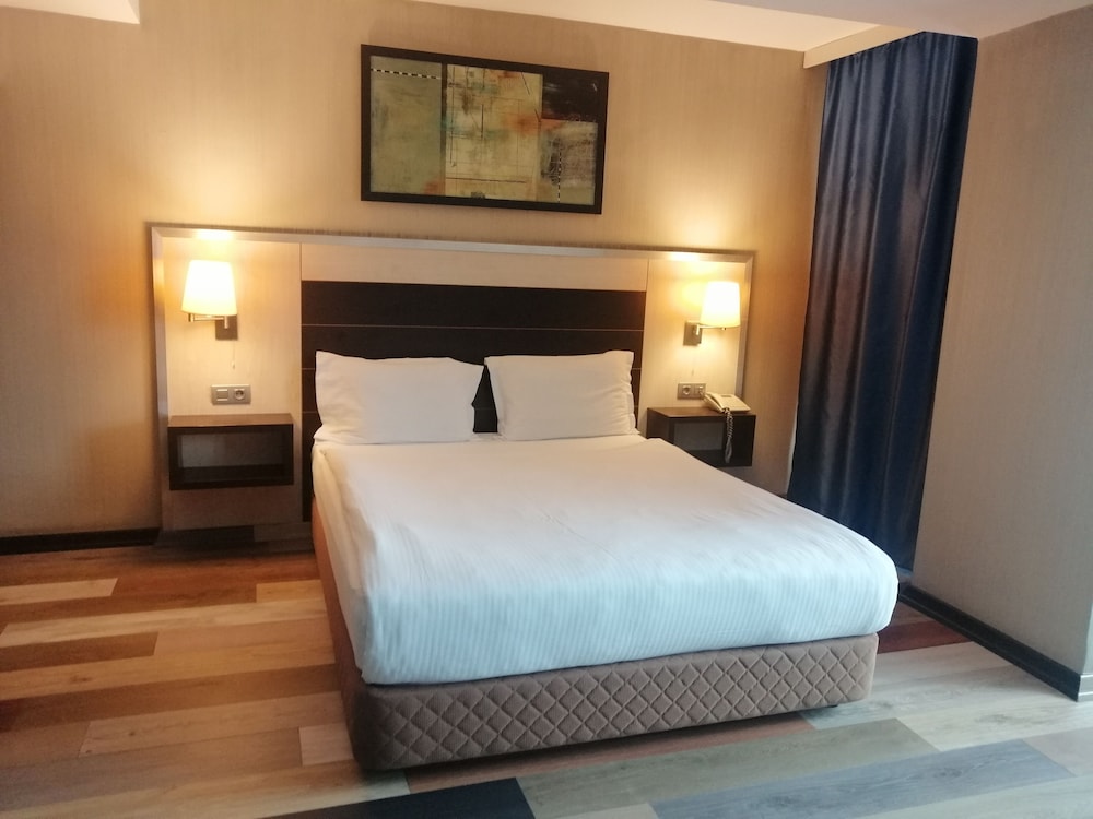 Lazz Hotel By Ketenci (ex. Izmir Comfort Hotel) 10/40