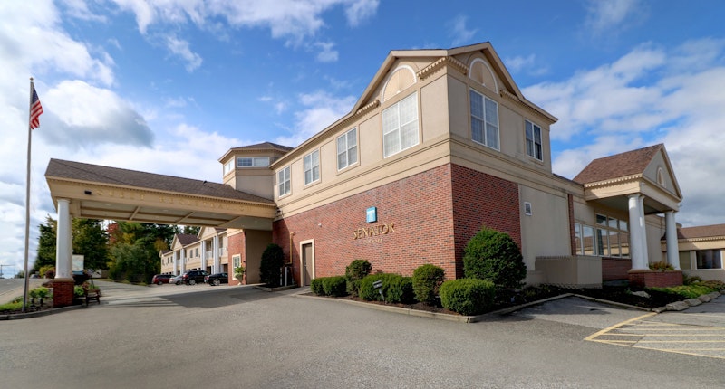 Senator Inn & Spa 38/50
