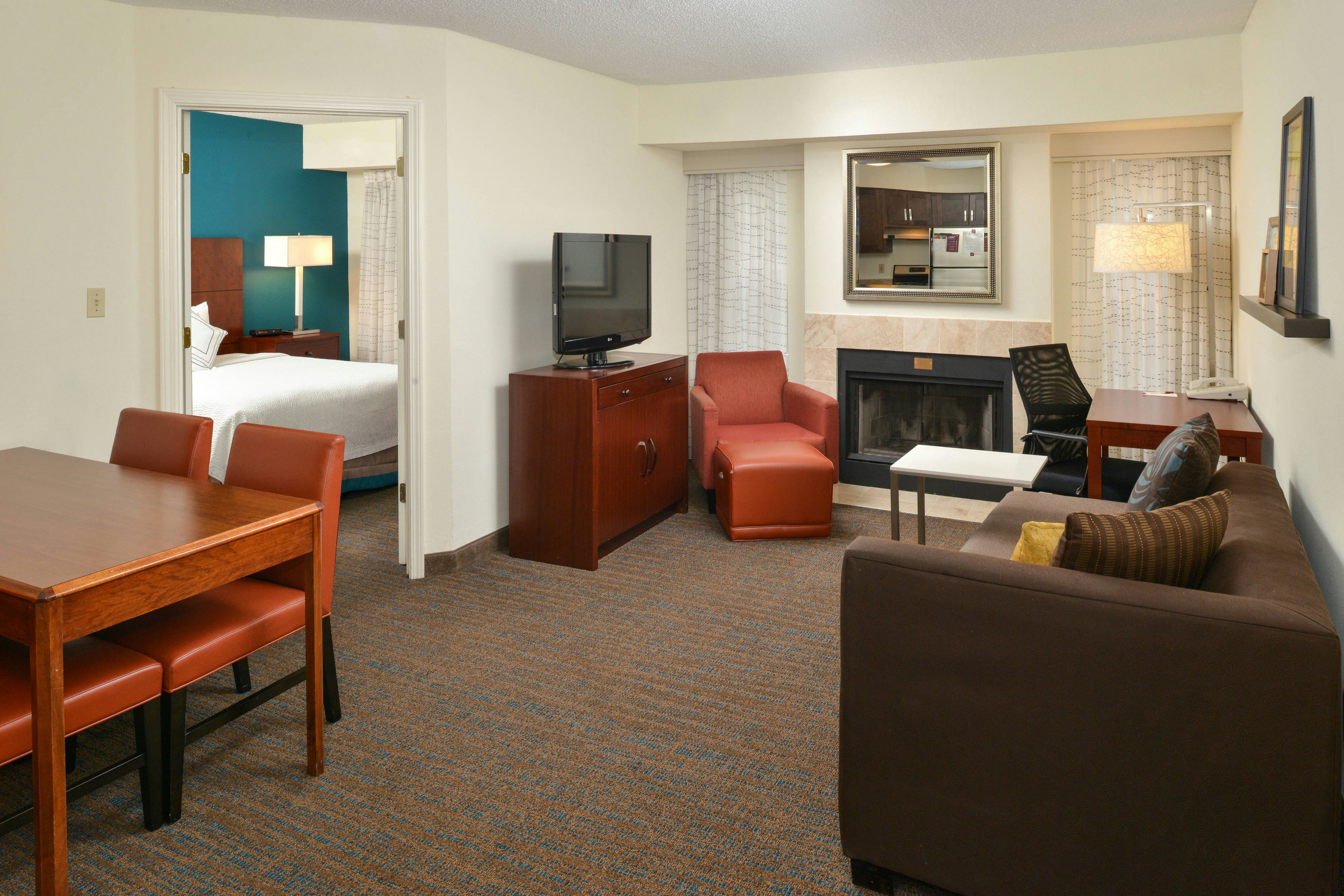 Residence Inn by Marriott Southern Pines/Pinehurst NC 24/44