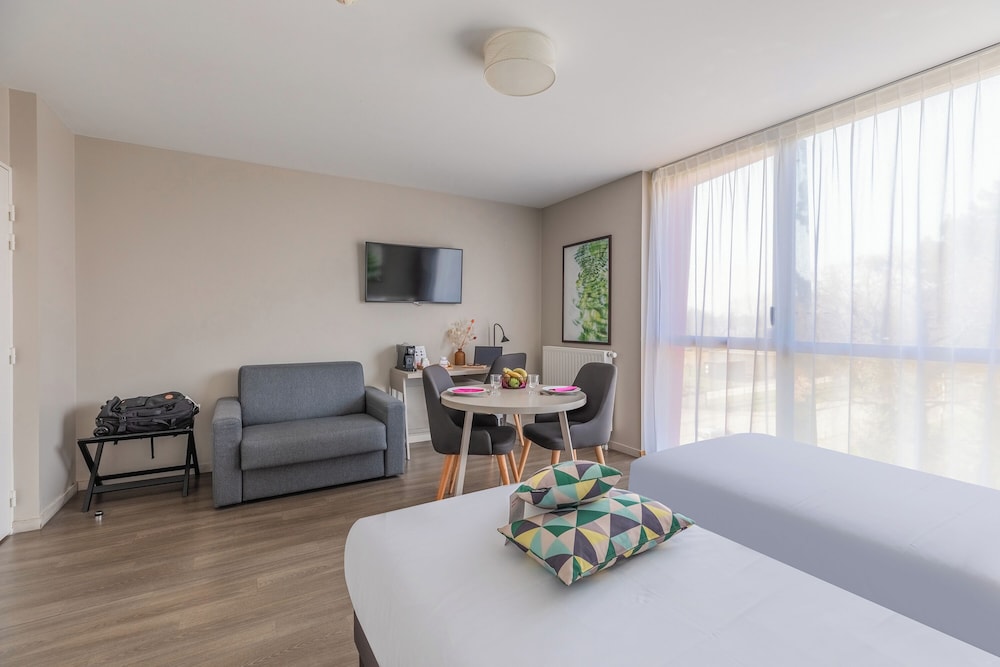 Appart City Confort Rennes Cesson Sevigne 33/56