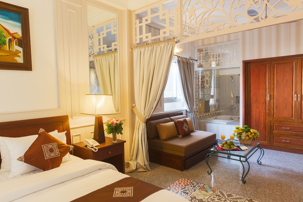 Ben Thanh Boutique Hotel 51/69
