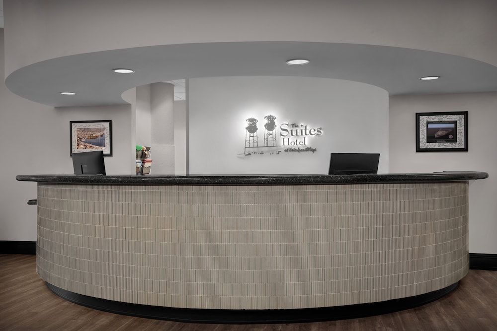 The Suites Hotel at Waterfront Plaza 7/50