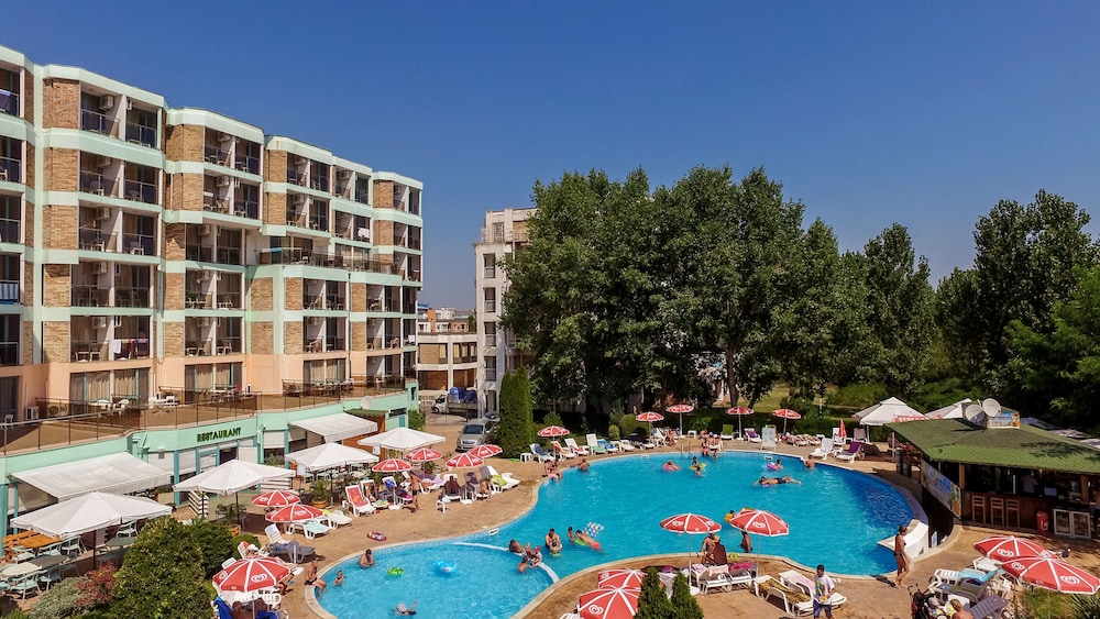 Hotel Delfin 4/35