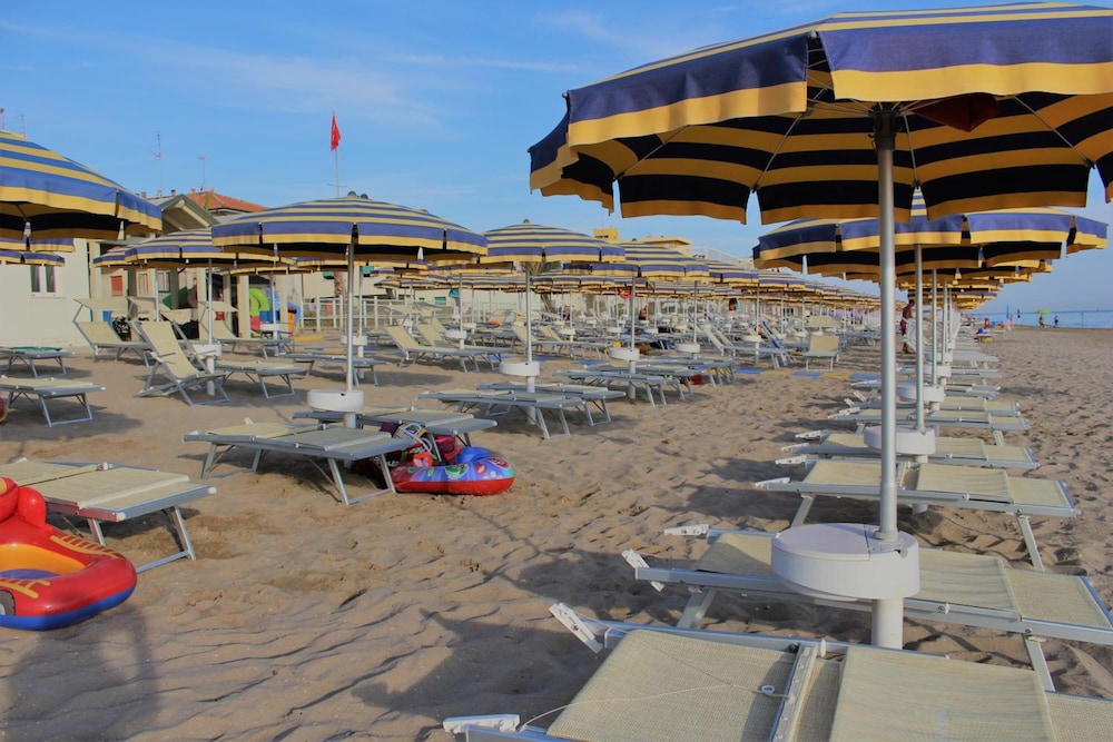Hotel Caravel 44/50