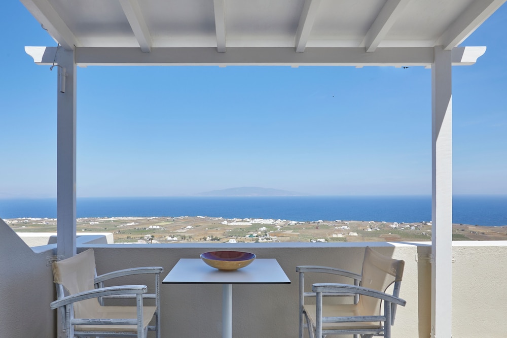 Anchor Suites 51/56