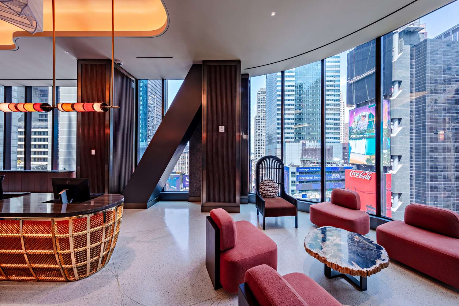 Tempo by Hilton New York Times Square 32/40
