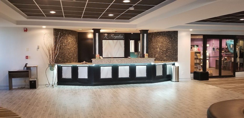 Regalia Hotel and Conference Center 8/68