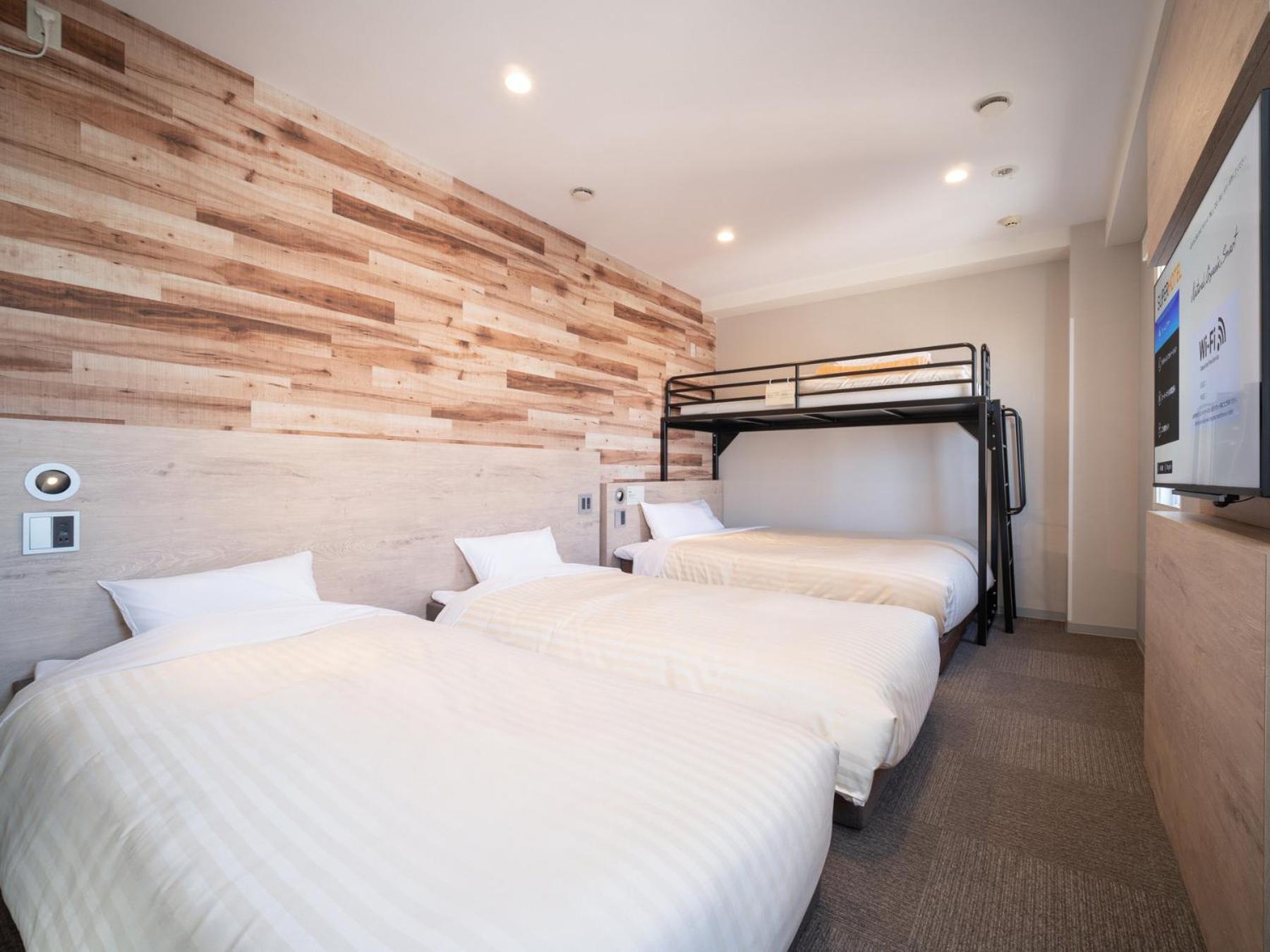غرفة رباعية، Super Hotel Hakodate 2/3