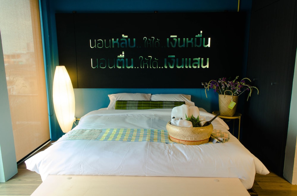 Whereder Poshtel 10/50