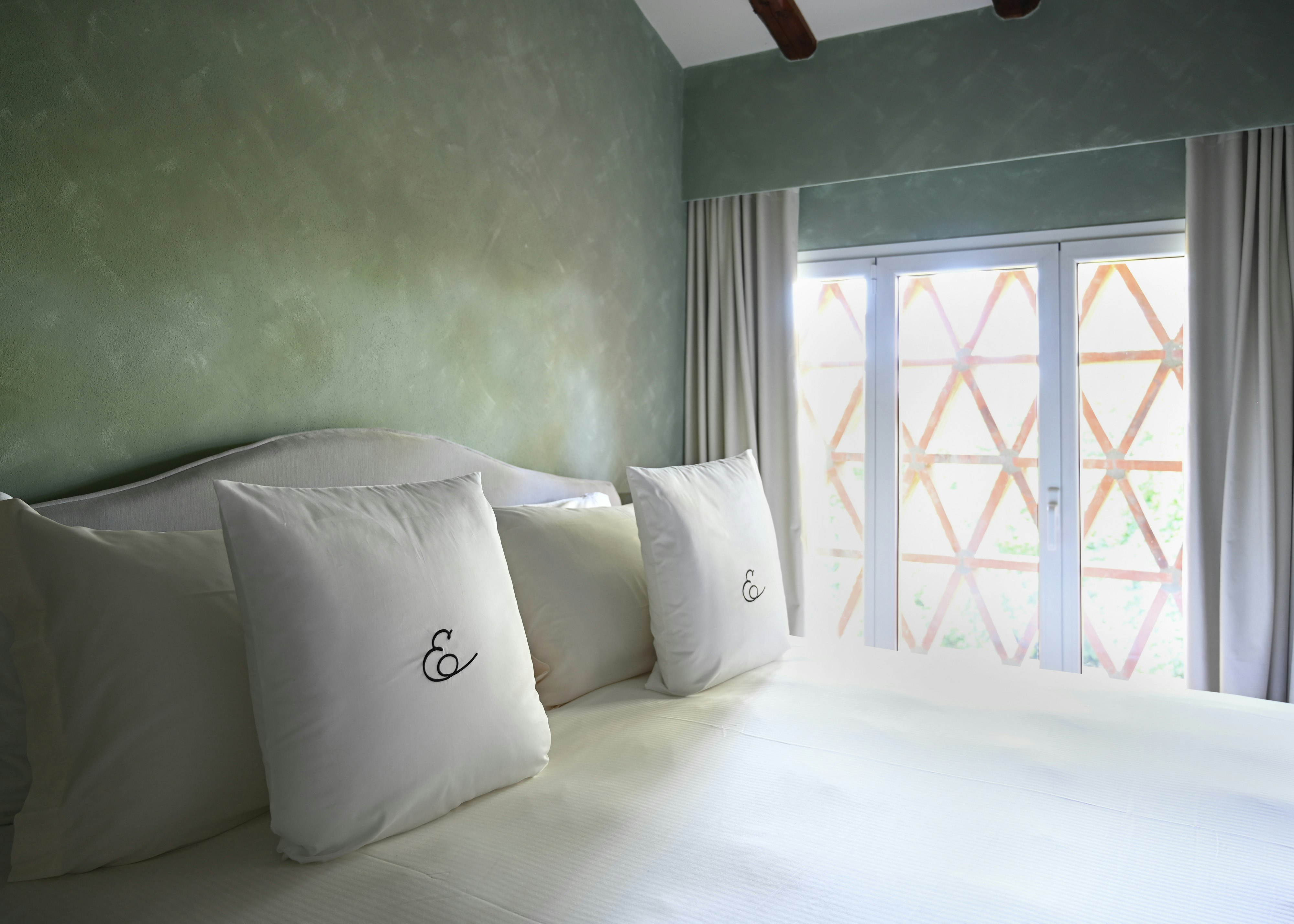 Elizabeth Country House photo2