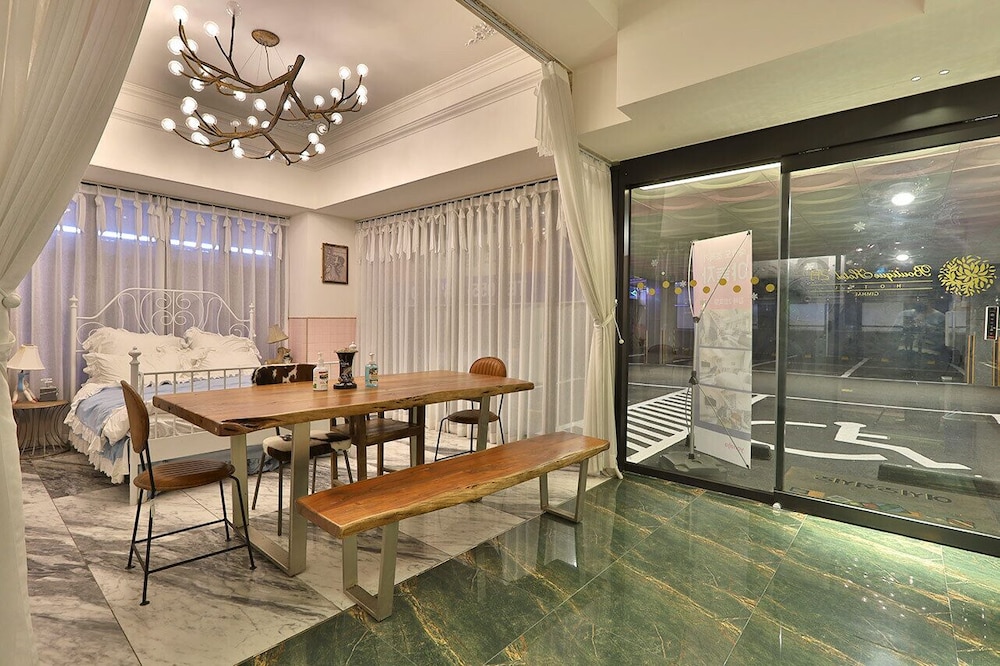 February Hotel Kimhae 7/51