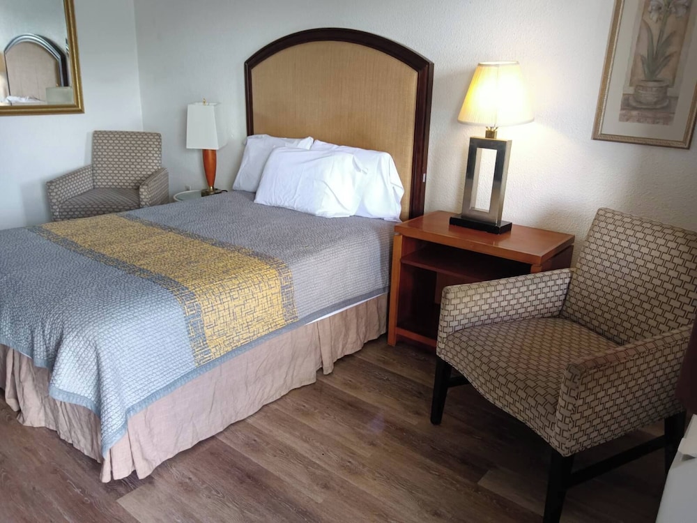ANS Inn & Suites 21/50