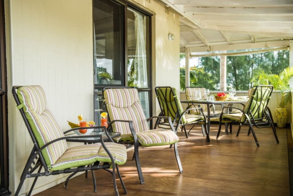 THE COOKS OASIS HOLIDAY VILLAS 36/50