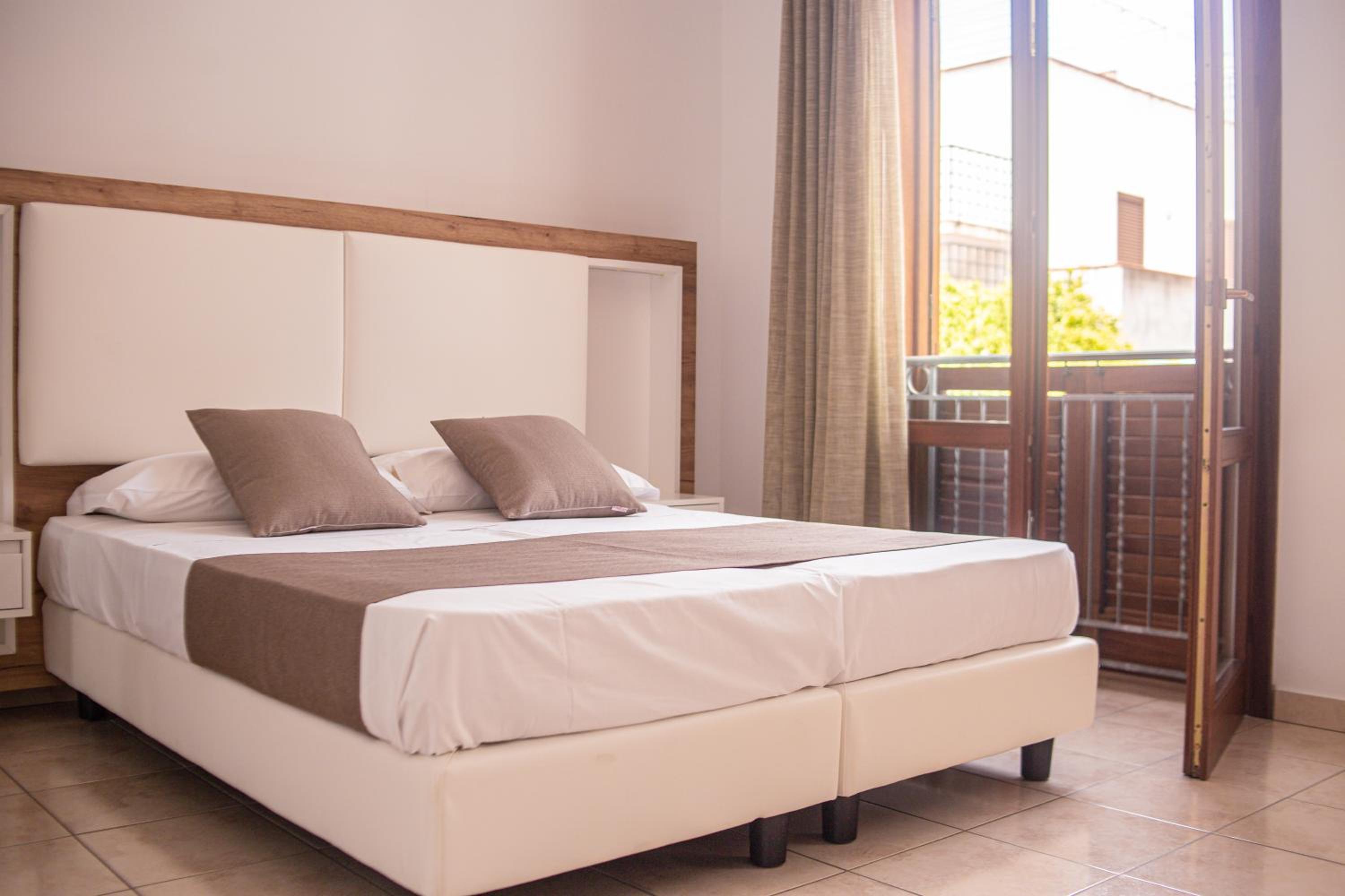 hotel al paradise