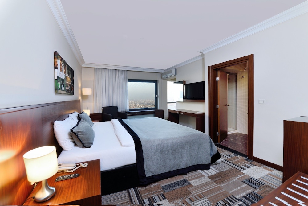 Tiara Termal Spa Hotel 28/77