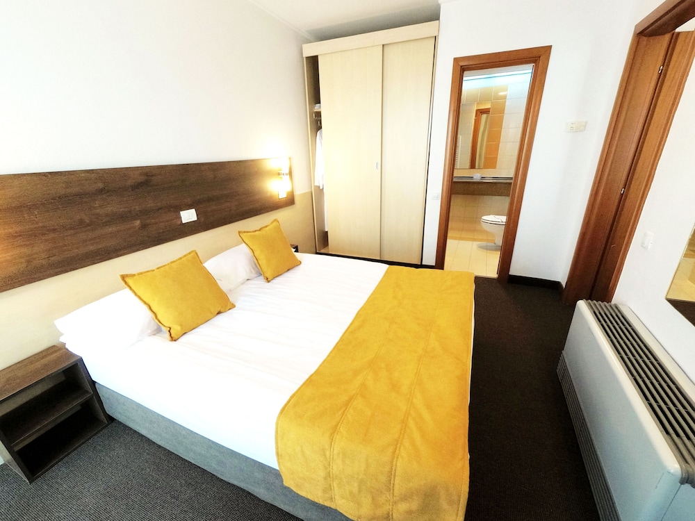 Zenith Hotel - Conference And Spa - Mamaia Resort 13/34