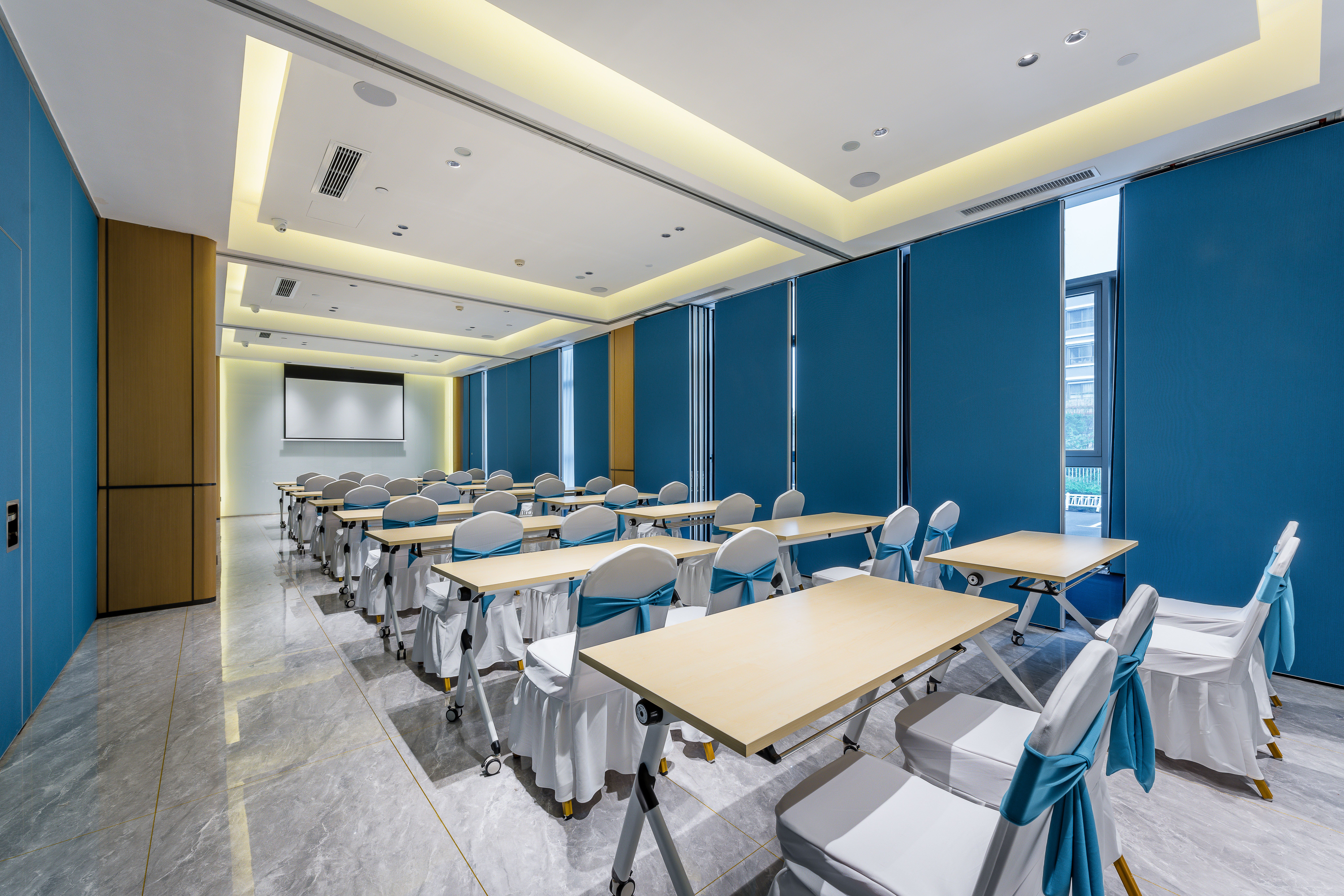 Holiday Inn Express Jurong Xianlin 38/44