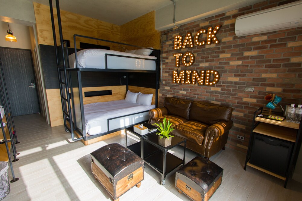 We Love Inn 36/50
