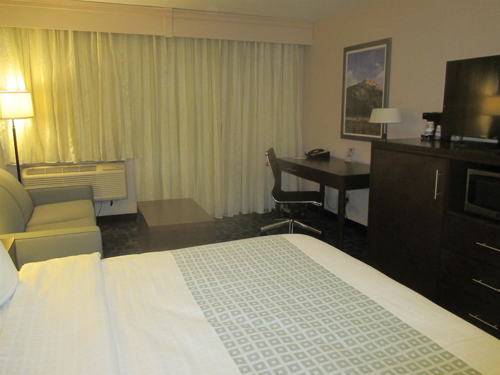 Best Western Benton Harbor-St. Joseph 18/43