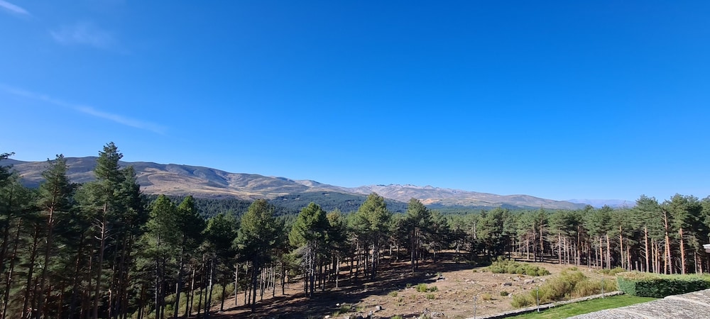 Parador De Gredos 41/49