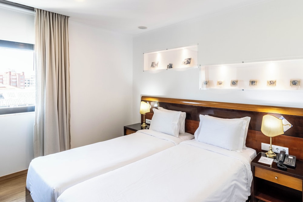 غرفة كومفورت بسريرين منفصلين بإطلالة على الحديقة، Hotel AS Lisboa 4/10