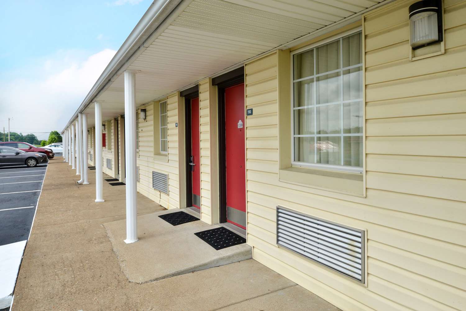 Americas Best Value Inn Wildersville 7/35