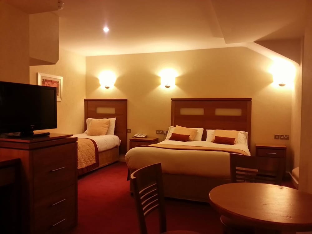 Tara Hotel 17/28