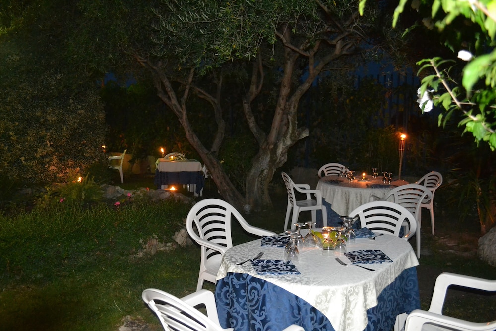 La Villa Dei Gourmets 35/50
