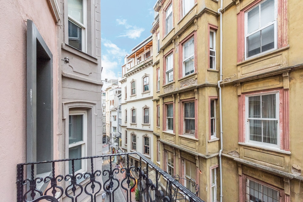 Hotel Des Arts Galata 3/50