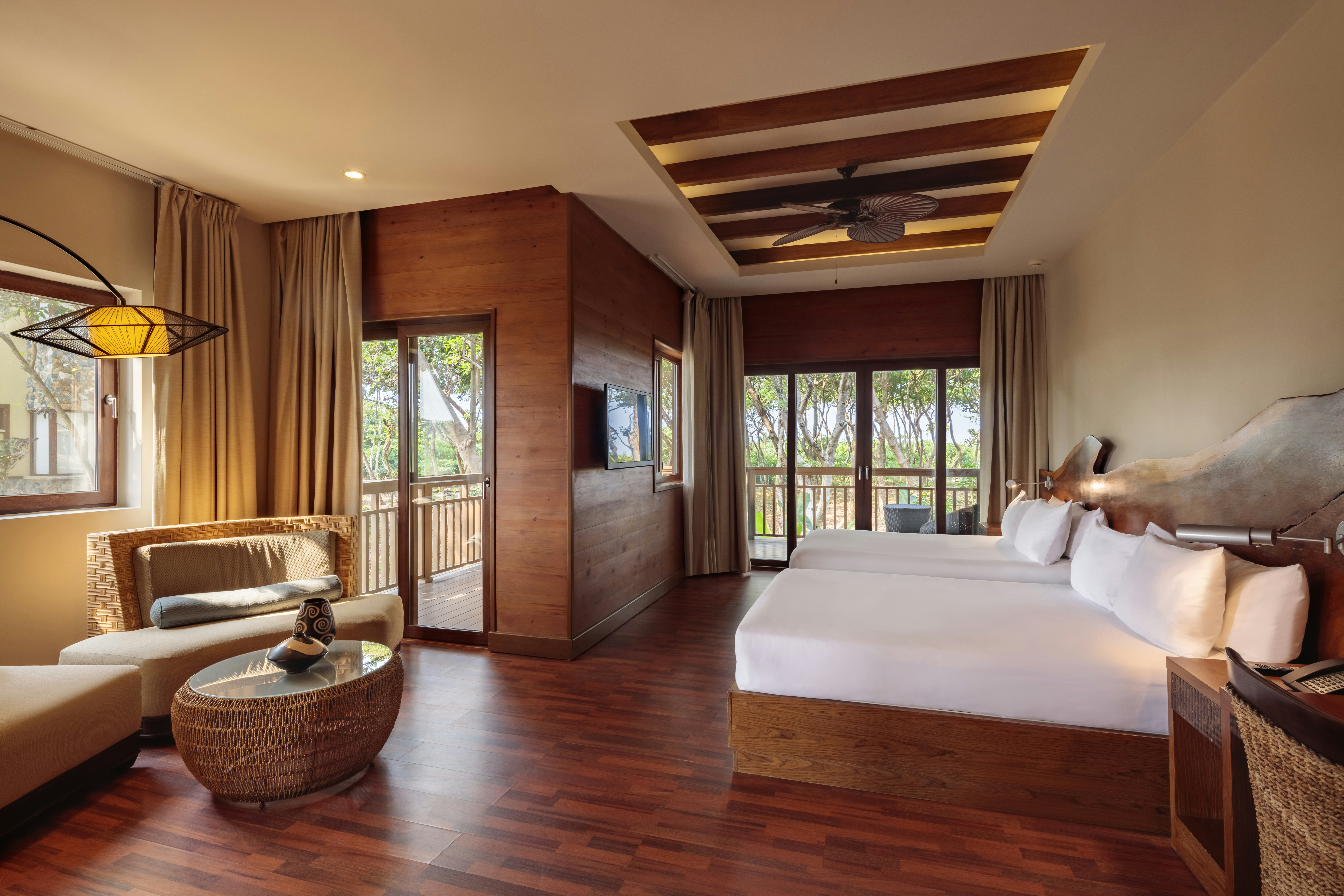 Junior Suite, 2 Queen Beds, Nature View