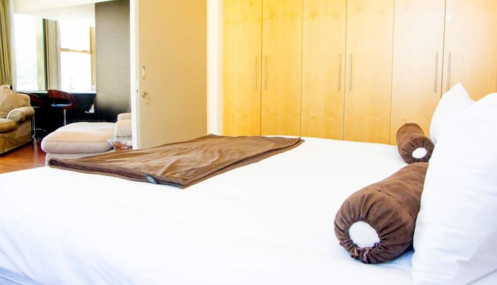ITC Hospitality Group Two Bedrooms Cartwright's Corner 9/45