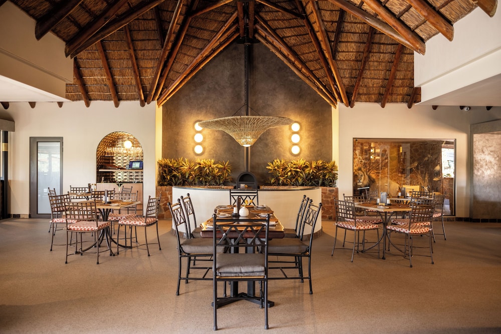 Bona Bona Game Lodge 35/48